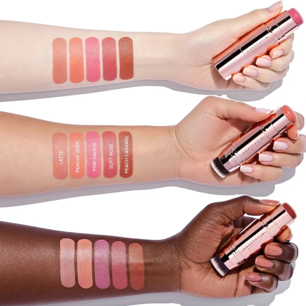 Anastasia Beverly Hills Cream Stick Blush with Applicator (Shade: Peachy Keen)